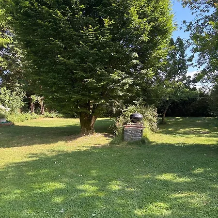 Сasa de vacaciones Le De Cardunel